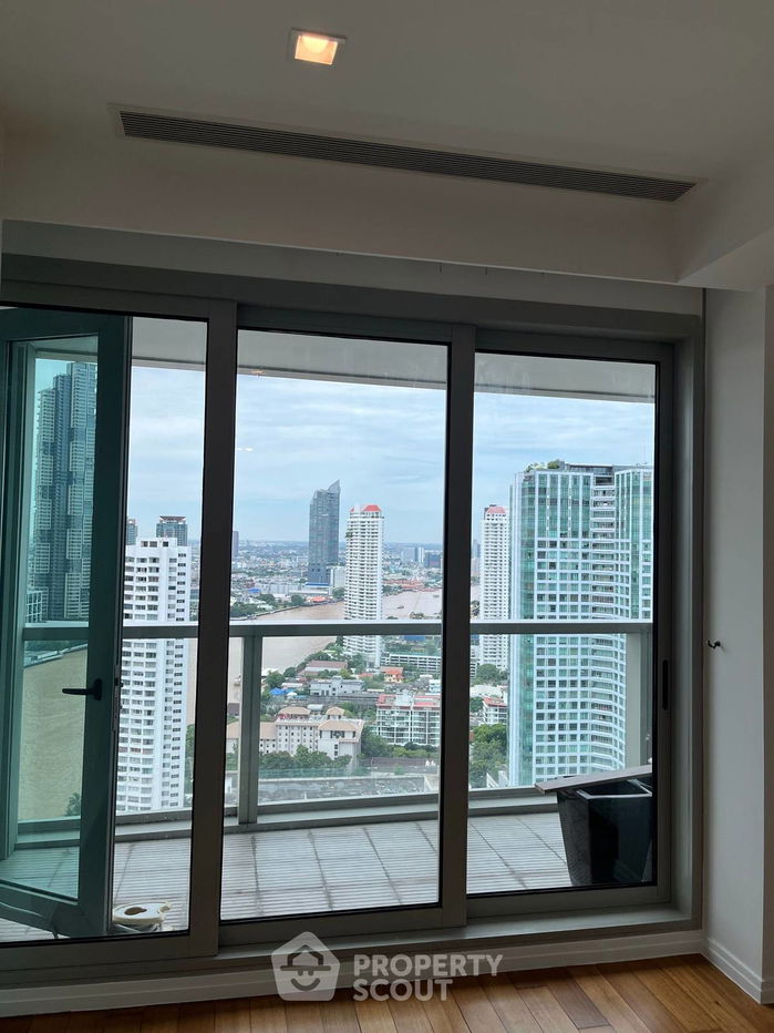 picture 2-BR Condo at The River Condominium near BTS Saphan Taksin (ID 512818) - 11/14