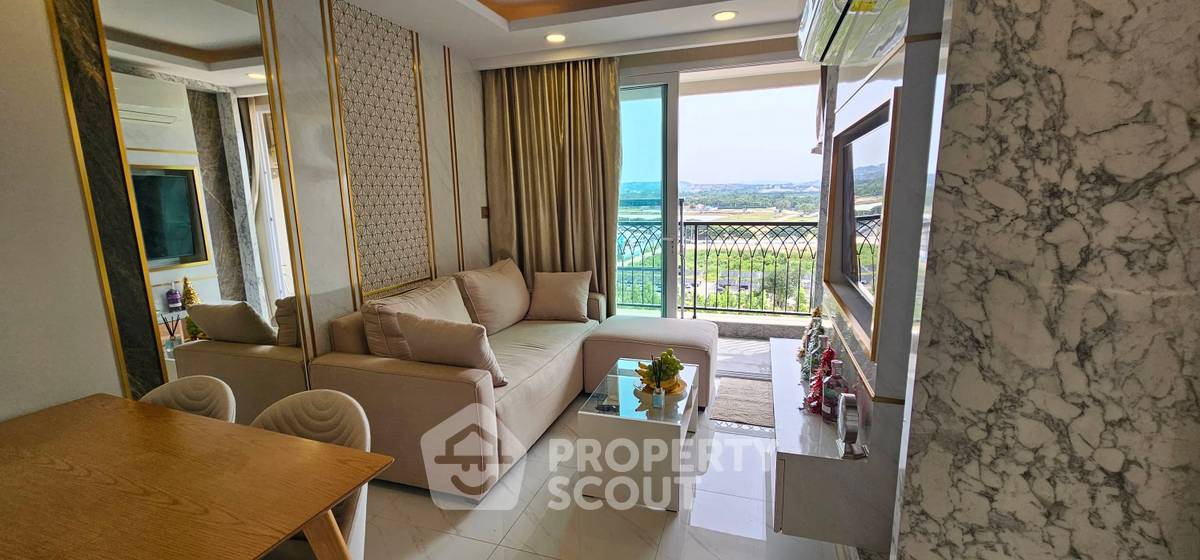 picture 2-BR Condo at Dusit Grand Park 2 close to Pattaya (ID 2470182) - 1/9