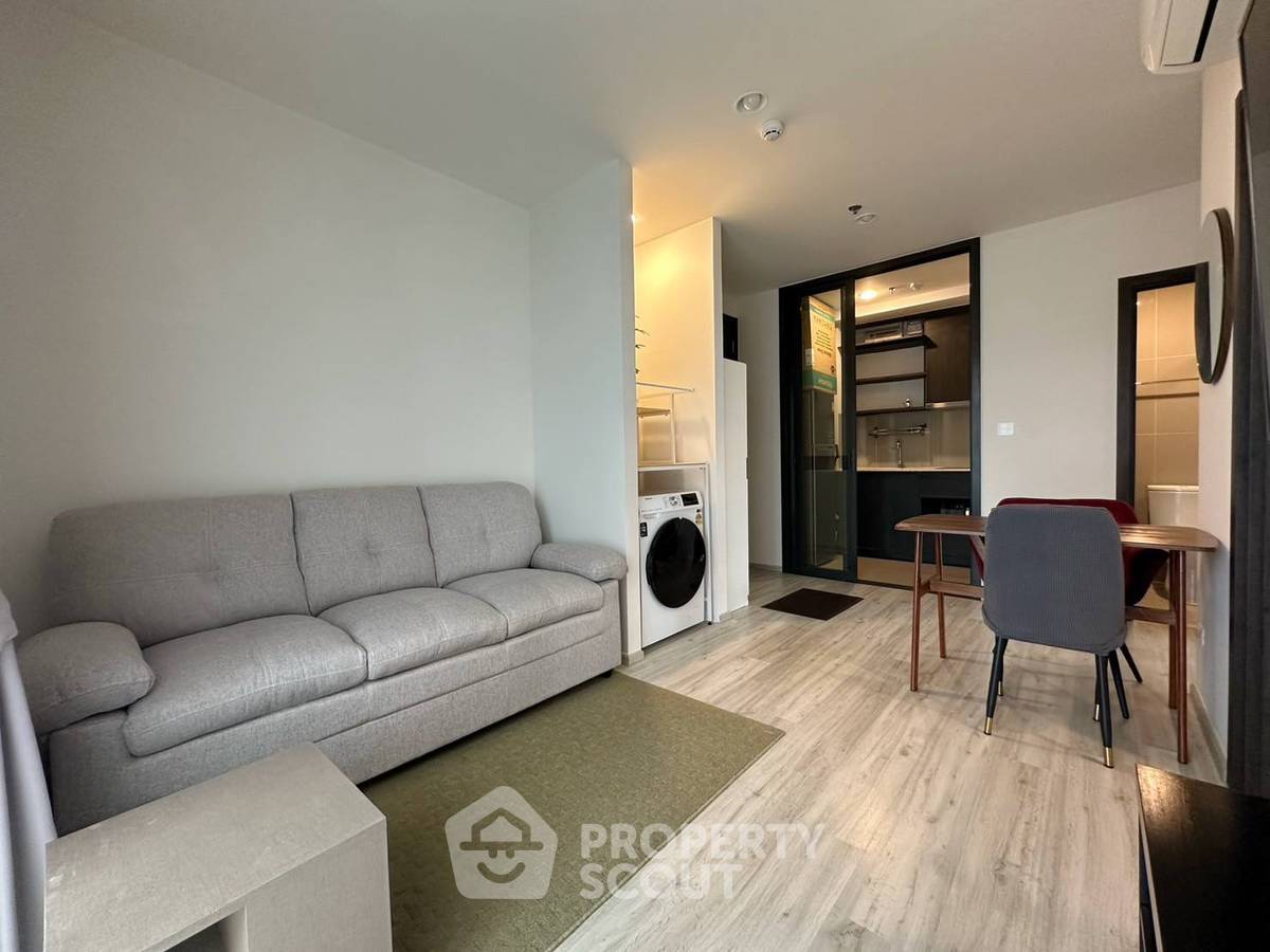 picture 2-BR Condo at XT Huaikhwang near MRT Huai Khwang (ID 2471412) - 1/10