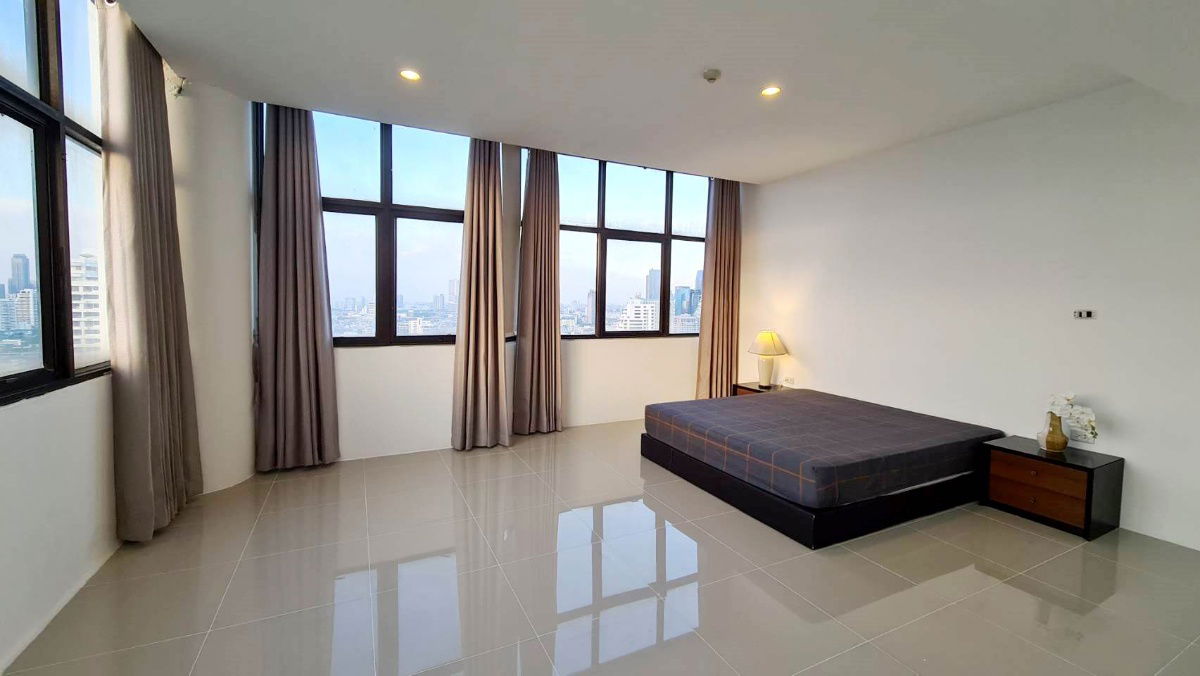 รูป SPACIOUS 2 BEDROOMS / 2 BATHROOMS THONGLOR - รูปที่ 10/30
