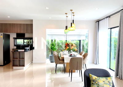 Houses for rent : 🐶🐱 Pet Friendly near Mega Bangna! 🏡🌳(For Rent) Burasiri Wongwaen-Onnut