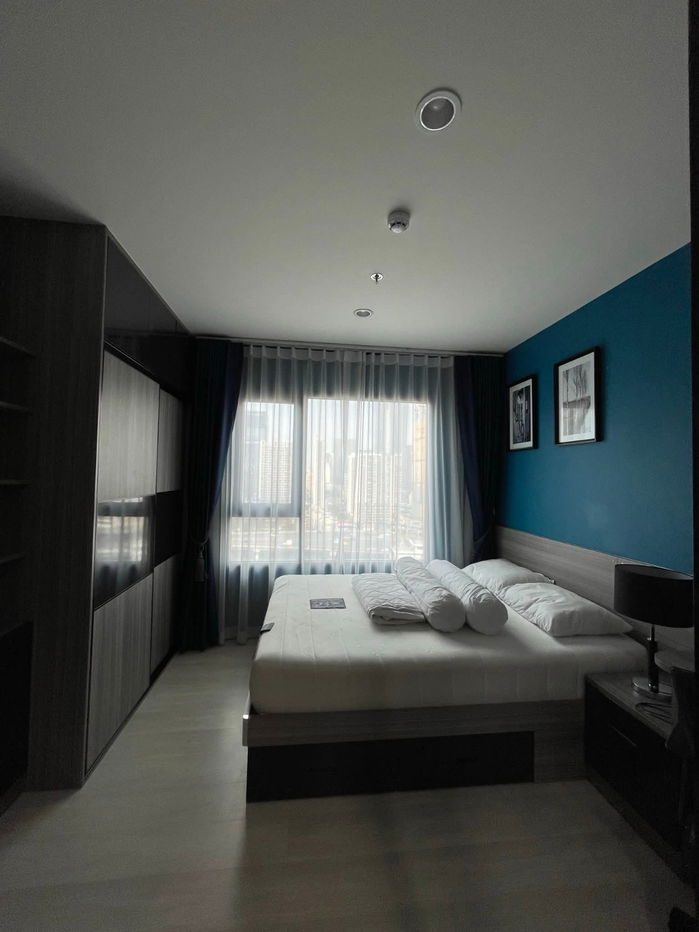 รูป Life Asoke–Petchaburi | คอนโดติด MRT เพียง 1 นาที ห้องบิ้วอินพร้อมอยู่ 18,000 บ./ด. - รูปที่ 1/6