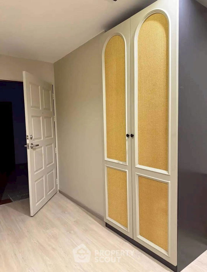 รูป คอนโด 2-ห้องนอน ที่ วิทยุ คอมเพล็กซ์ คอนโดมิเนียม ใกล้ BTS เพลินจิต (ID 2469042) - รูปที่ 16/19