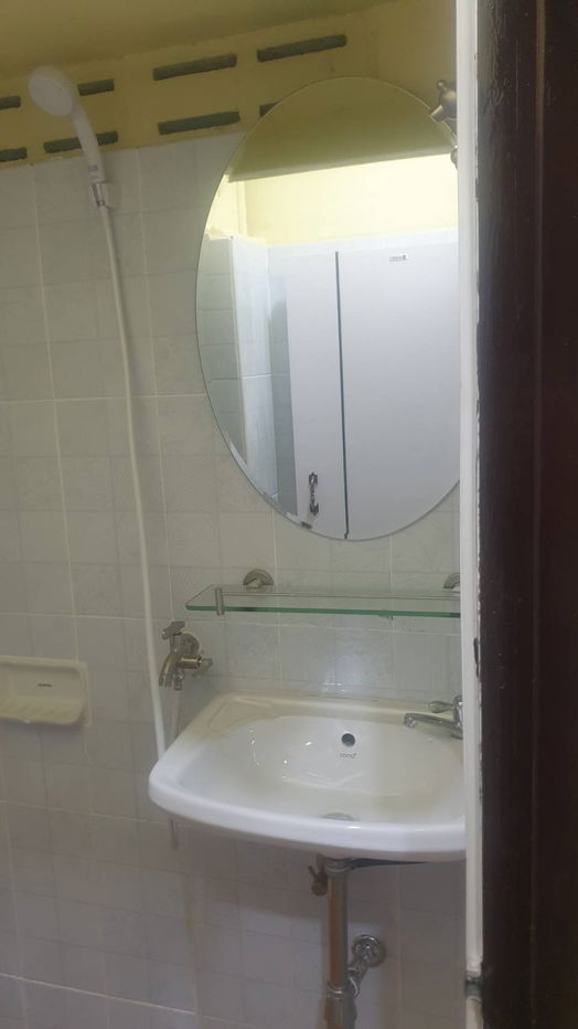 รูป สิริชัยอพาร์ทเม้นท์ให้เช่า พหลฯ 69 ใกล้ BTS สถานีสายหยุด ม.ศรีปทุม ตลาดสดยิ่งเจริญ Wifi พร้อมเฟอร์ เคบิ้ลทีวี ห้องน้ำในตัว - รูปที่ 11/11