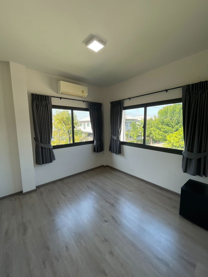 รูป ให้เช่า บ้านแฝดสไตร์บ้านเดี่ยว 2 ชั้น 60 ตรว อยู่ แกรนด์ พลีโน่ รามอินทรา-วงแหวน - รูปที่ 31/36