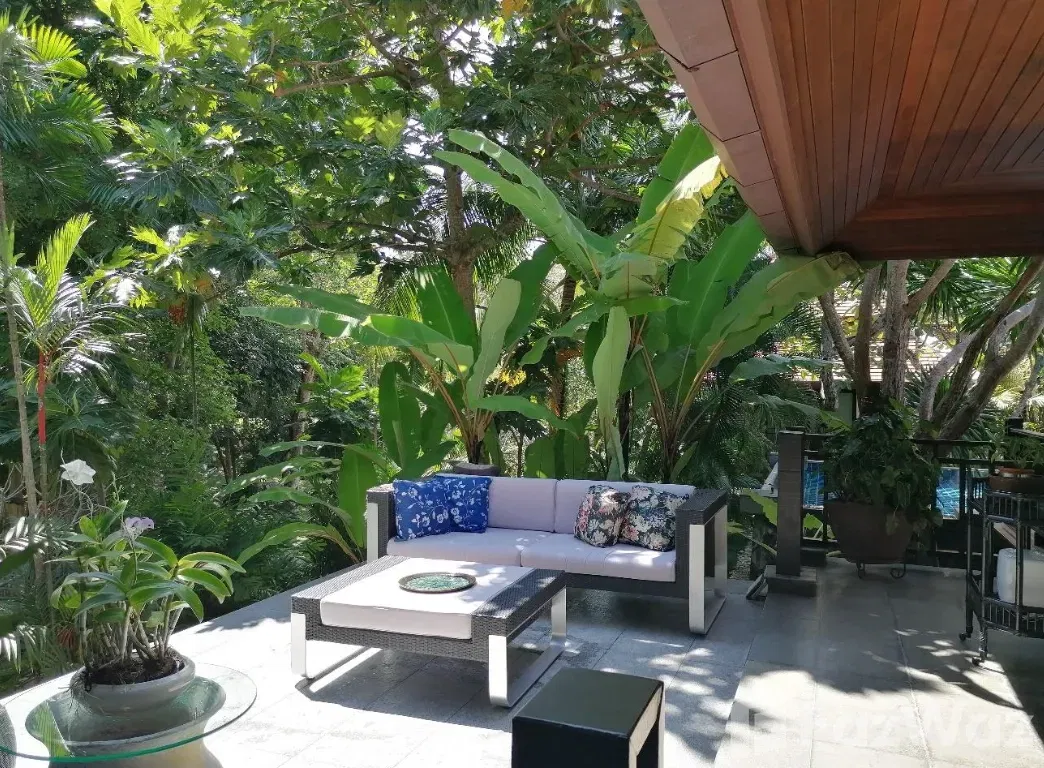 picture Timeless 3 Bedroom Thai–Balinese Villa in Nai Harn Baan Bua 5921769 - 54/56