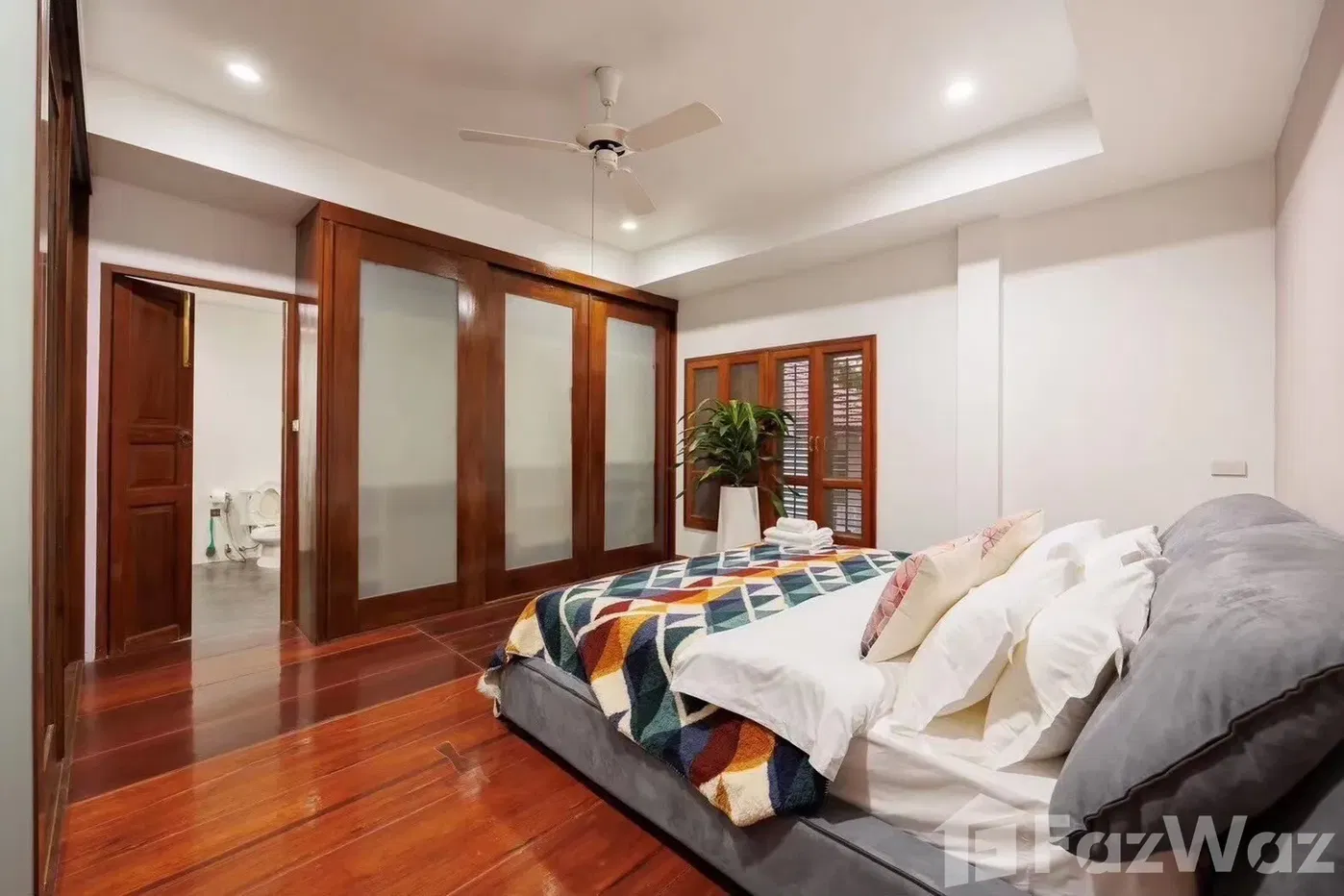 รูป ขาย บ้านเดี่ยว 6 ห้องนอน ใน สวนหลวง, กรุงเทพมหานคร 5564725 - รูปที่ 9/32