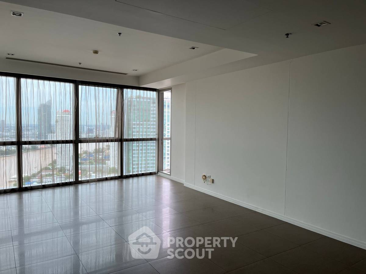 picture 2-BR Condo at The River Condominium near BTS Saphan Taksin (ID 512818) - 13/14