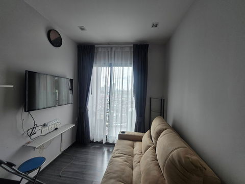 RS3967 The Rich Sathorn – Taksin for rent, near BTS Wongwian Yai.