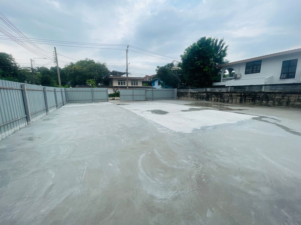 รูป Call : 084-424-9615 ขายที่ดินพระราม 9 เขตห้วยขวาง ที่ดินแปลงมุม ถมแล้ว 80 ตารางวา เพียง 3 นาที ถึงถนนใหญ่พระราม 9 ใกล้รถไฟฟ้าสายสีส้ม สถานีรฟม. - รูปที่ 3/6