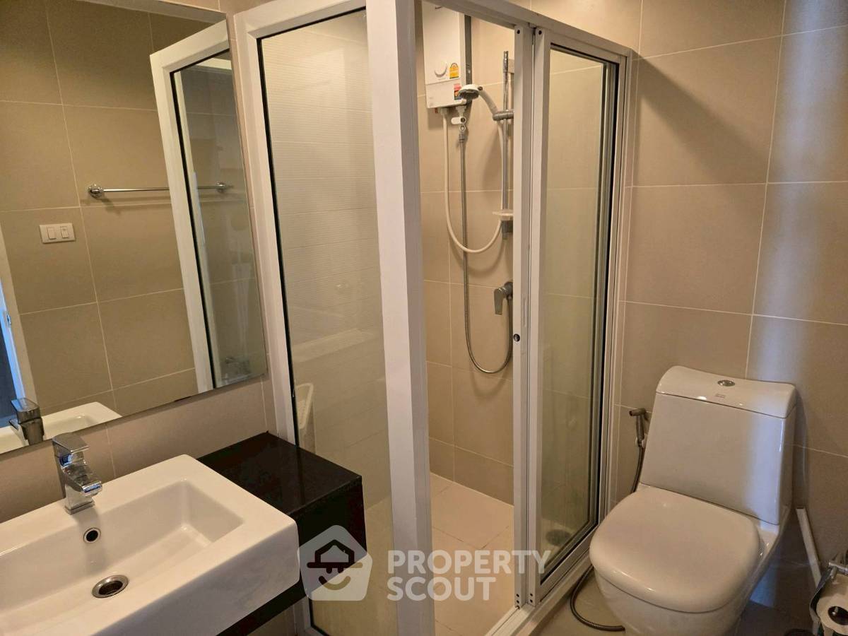 picture 1-BR Condo at Belle Grand Rama 9 near MRT Phra Ram 9 (ID 2470418) - 9/9