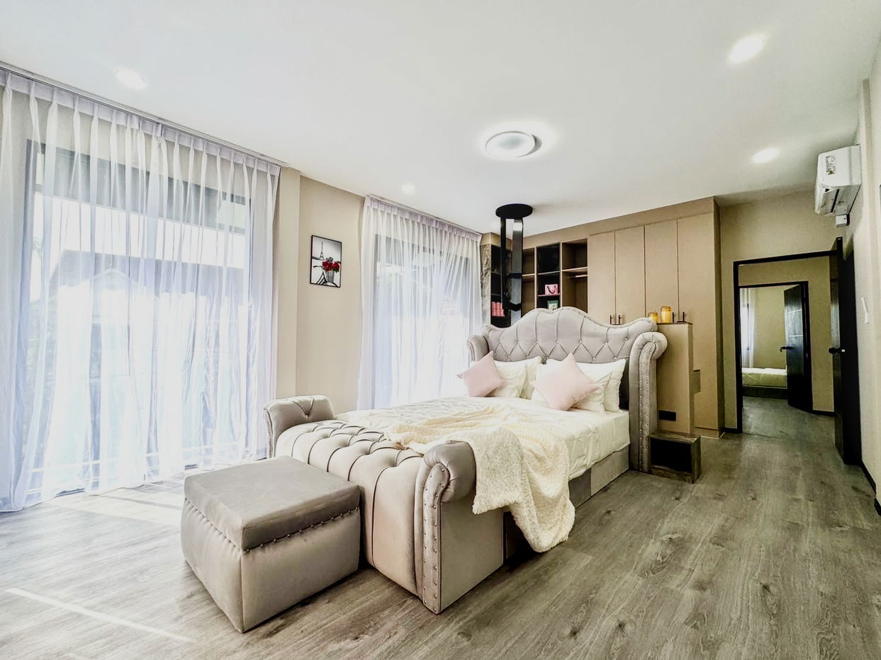 รูป พูลวิลล่า 5 ห้องนอนกว้างขวาง – ทุ่งกลม–ตาลหมัน - รูปที่ 13/22