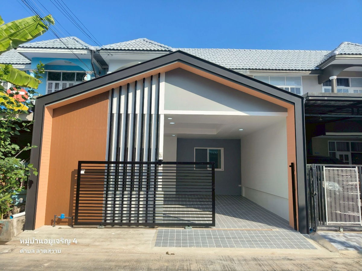 รูป ทาวน์เฮาส์ ลำลูกกา ลาดสวาย หมู่บ้านอยู่เจริญ4 นัดชมบ้าน โทรเลย0853186868 คุณวา - รูปที่ 3/20