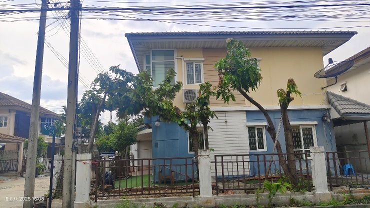 รูป ขายด่วน! บ้านเดี่ยว “หลังมุม” พฤกษาวิลเลจ 12 คลอง 2 คลองหลวง จ.ปทุมธานี
ราคา 2.8 ล้านบาท (ถูกกว่าตลาด)
- รูปที่ 5/10