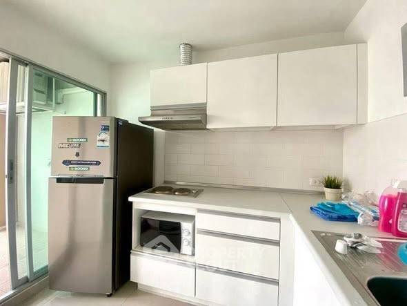 picture 2-BR Condo at Lumpini Place Rama 9–Ratchada near MRT Phra Ram 9 (ID 2469971) - 3/9