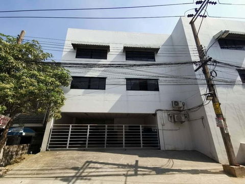 B12688 ขายสำนักงาน เสรีไทย คลองกุ่ม บางกะปิ กรุงเทพมหานคร