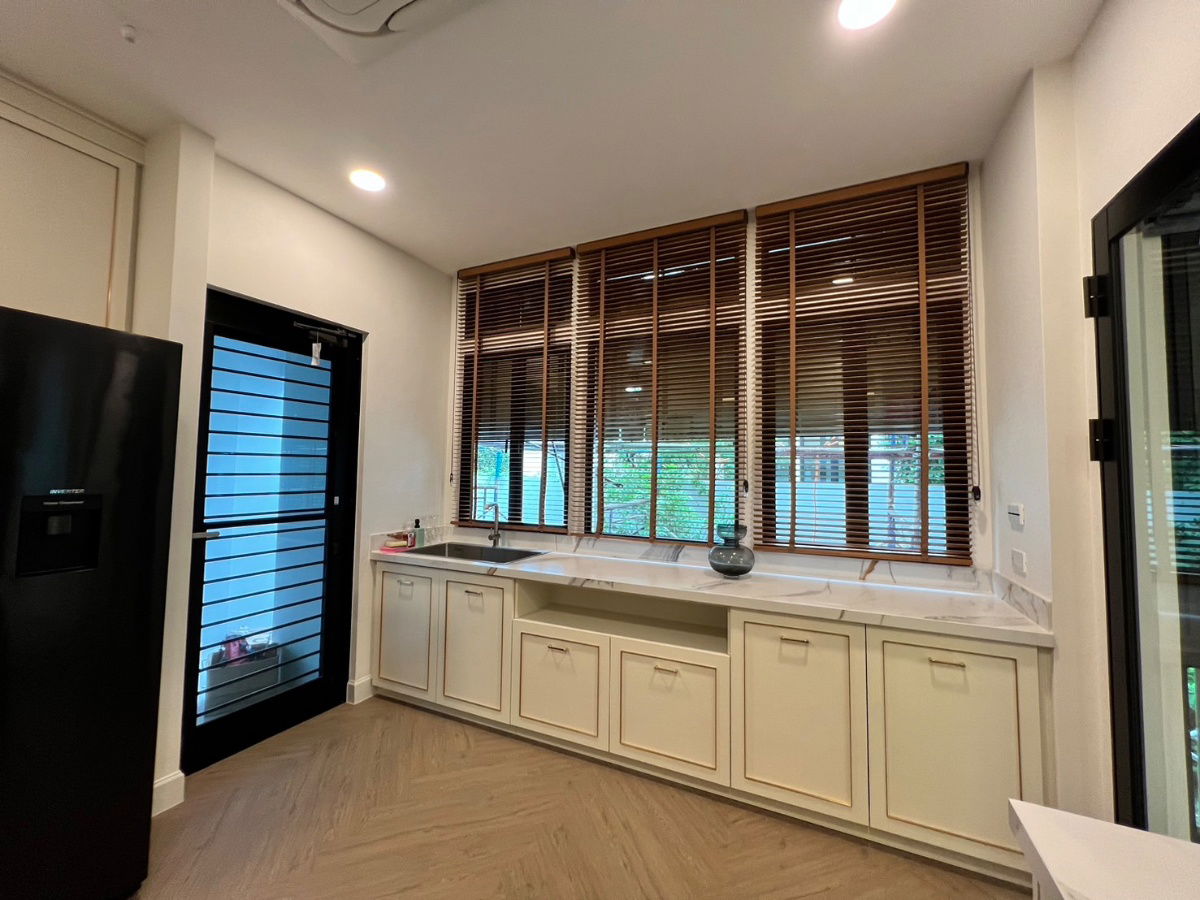 รูป 🏡😊✅ เช่าบ้าน นันทวัน พระราม 9 - กรุงเทพกรีฑาตัดใหม่ ตกแต่งสวย พื้นที่ใช้สอยกว้างขวาง ใกล้โรงเรียนนานาชาติ - รูปที่ 28/33