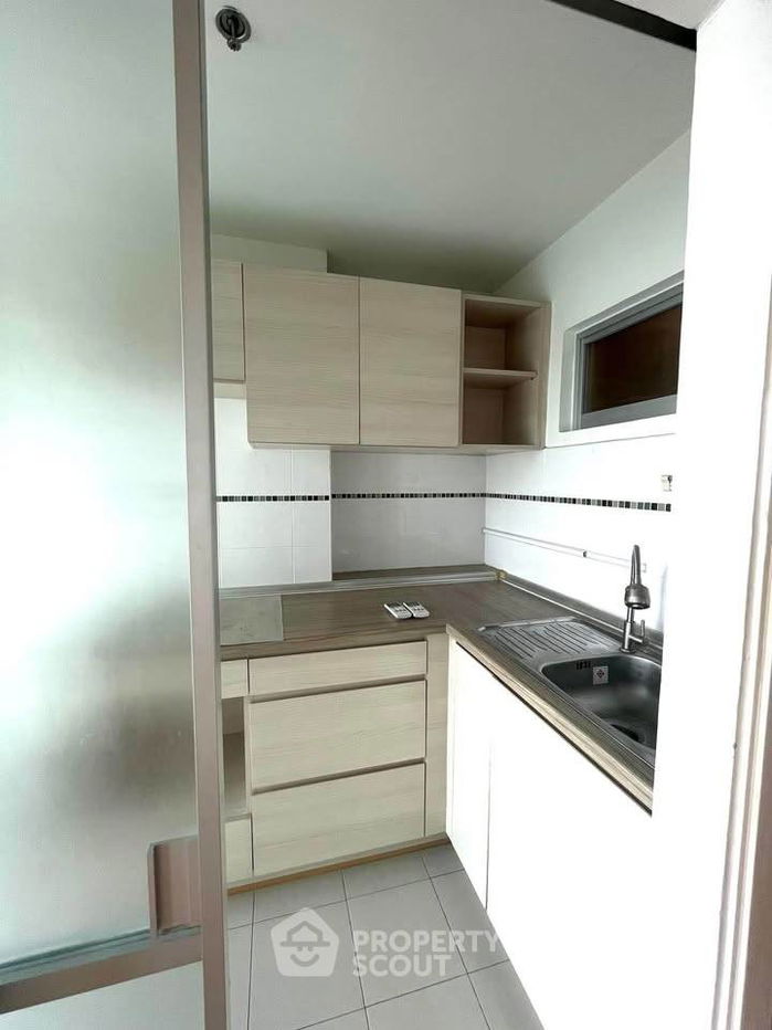 picture 2-BR Condo at Lumpini Park Riverside Rama 3 close to Phra Ram 3 (ID 2469762) - 9/10