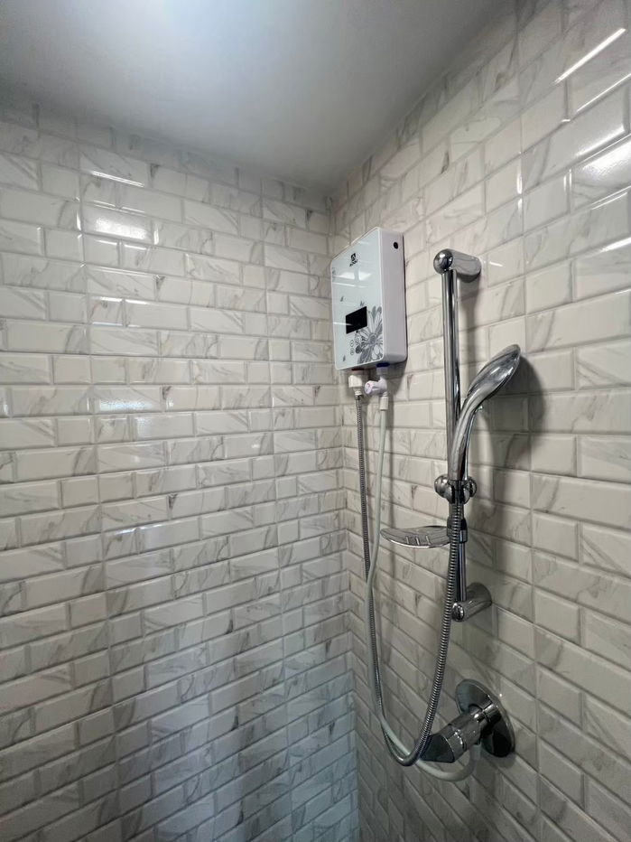 รูป 💥 ขายคอนโด พร้อมผู้เช่า เหมาะสำหรับนักลงทุน หรือซื้อให้ลูก-หลาน เข้ามหาลัย💥 แอทโมซ คาแนล รังสิต 🍀 Line : @mintocondo (มี@ด้วยนะคะ) 🍀 - รูปที่ 7/21