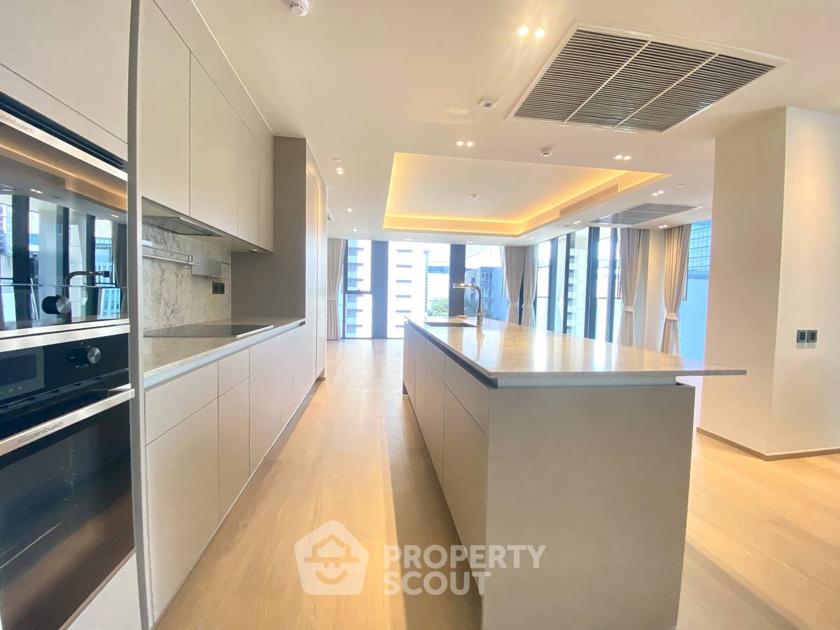 รูป คอนโด 3-ห้องนอน ที่ ต้นสน วัน เรสซิเดนซ์ ใกล้ BTS ชิดลม (ID 2470487) - รูปที่ 4/16