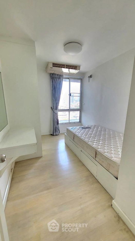 picture 2-BR Condo at Bangkok Garden in Chong Nonsi (ID 2329685) - 13/22