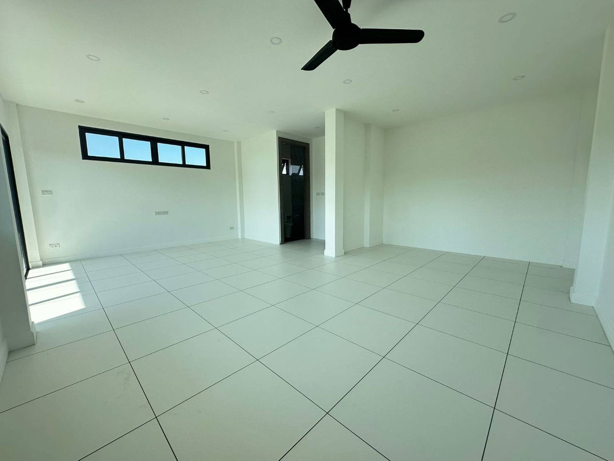 รูป ทาวน์เฮาส์ 3 ห้องนอนสำหรับขายในห้วยใหญ่ - รูปที่ 15/19