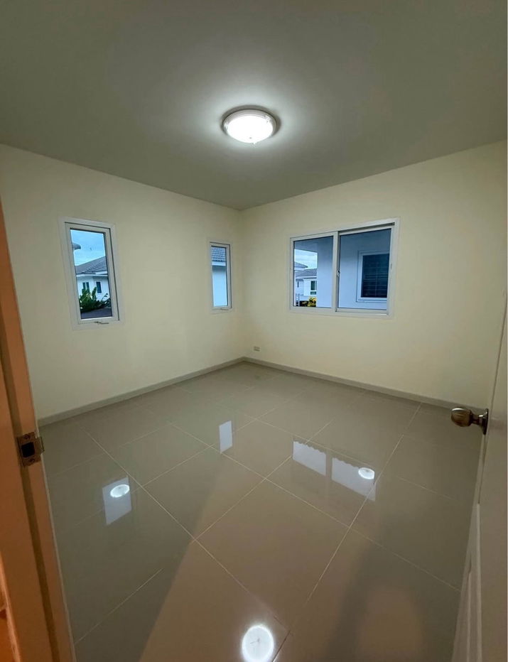 รูป ให้เช่า บ้านเดี่ยว 2 ชั้น โครงการประภาทรัพย์ หทัยราษฎร์ 39 ❤️( บ้านใหม่ไม่เคยเข้าอยู่ )❤️ - รูปที่ 2/12