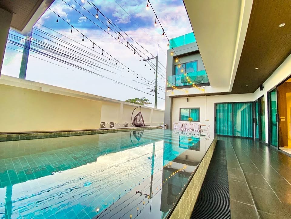 picture Luxury Pool Villa for Rent 6 Bedrooms Thung Klom Tan man - 4/14
