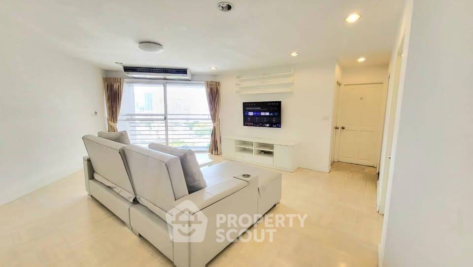 picture 2-BR Condo at Bangkok Garden in Chong Nonsi (ID 2329685) - 2/22