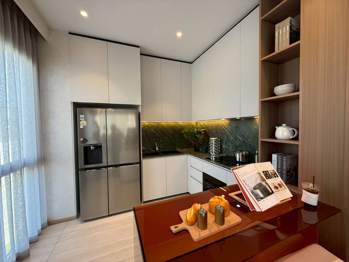 รูป มิติใหม่แห่งความสง่างาม โพรวิเดนซ์ เลน ลาซาล บ้านเดี่ยวหรู มือ 1 พร้อมอยู่ สะท้อนรสนิยมเหนือระดับ MD-25085566 - รูปที่ 5/35