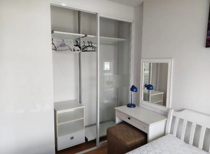 รูป ให้เช่า คอนโด The Parkland รัชดา - วงศ์สว่าง แบบ 1 ห้องนอน 30 ตรม. ชั้น 18 มีเครื่องซักผ้า ของครบ เพียง 10,000 บาท - รูปที่ 2/6