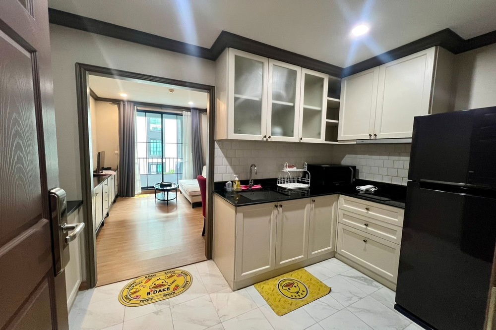 รูป 🔥 ขายพร้อมผู้เช่า !! Code C20240300358..........The Reserve Kasemsan 3, 1 ห้องนอน, 1 ห้องน้ำ, แต่งครบ, ราคาพิเศษ!! 📣📣 - รูปที่ 2/9