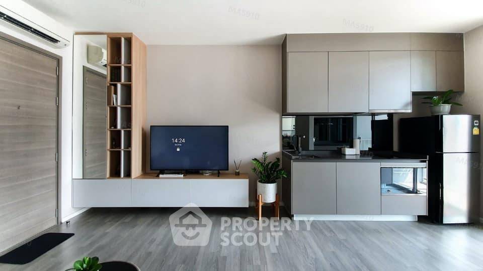 รูป คอนโด 1-ห้องนอน ที่ เดอะ รูม สุขุมวิท 69 ใกล้ BTS พระโขนง (ID 824975) - รูปที่ 3/6