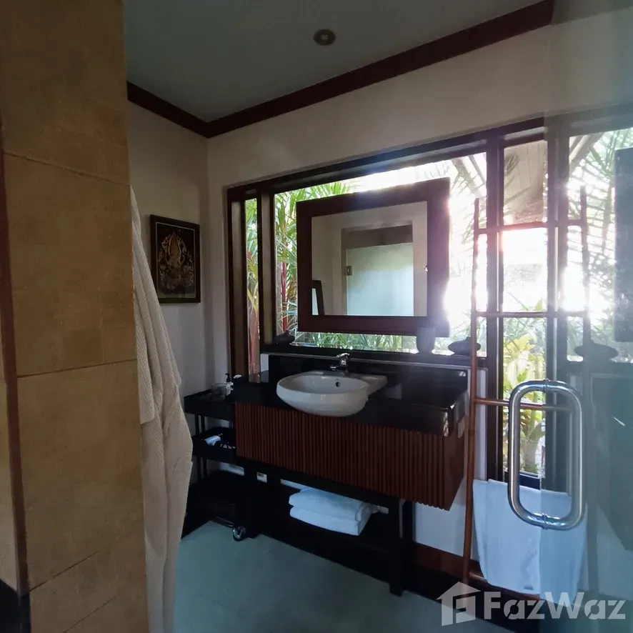 picture Timeless 3 Bedroom Thai–Balinese Villa in Nai Harn Baan Bua 5921769 - 24/56