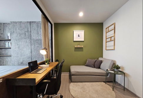 Rent Noble Revo Silom, beautiful, fully furnished, near BTS Surasak. Interested? Add Line: @841qqlnr