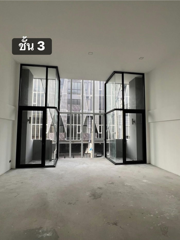 รูป ให้เช่าโฮมออฟฟิศ / สำนักงาน ทำเลหน้าสำนักงานเขตบางแค ห้องเปล่า 4.5 ชั้น พร้อมอยู่ สภาพใหม่เหมือนซื้อโฮมออฟฟิศใหม่ เหมาะสำหรับออฟฟิศ - รูปที่ 6/17