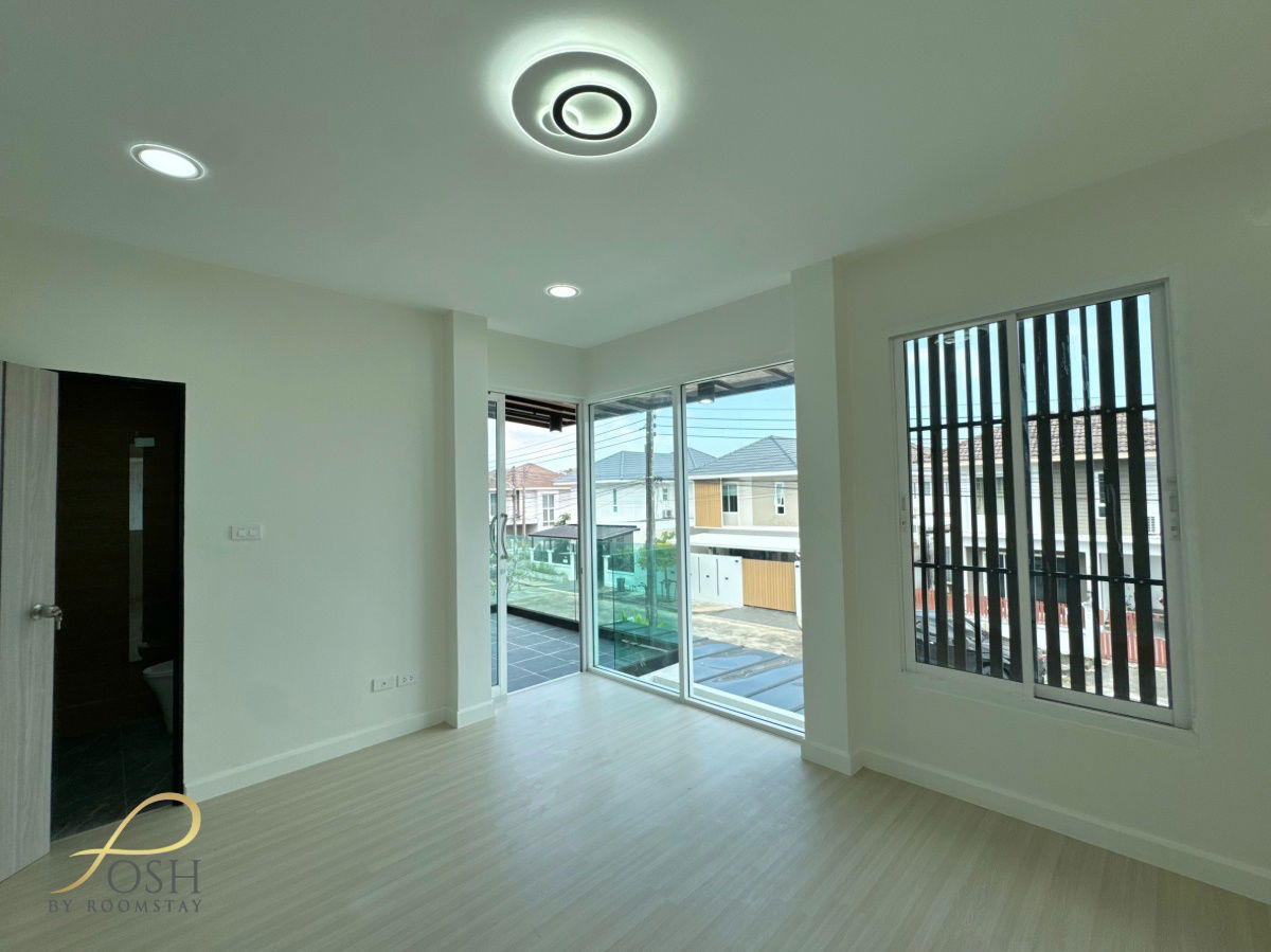 รูป บ้านเดี่ยวรีโนเวทใหม่ 3ห้องนอน 3ห้องน้ำ หมู่บ้านเจ้าฟ้าพรีเมียร์ปาร์ค - เกาะแก้ว ใกล้บริติช บ้านพื้นที่เยอะความคุ้มค่ากับราคาที่ดีมาก - รูปที่ 25/31