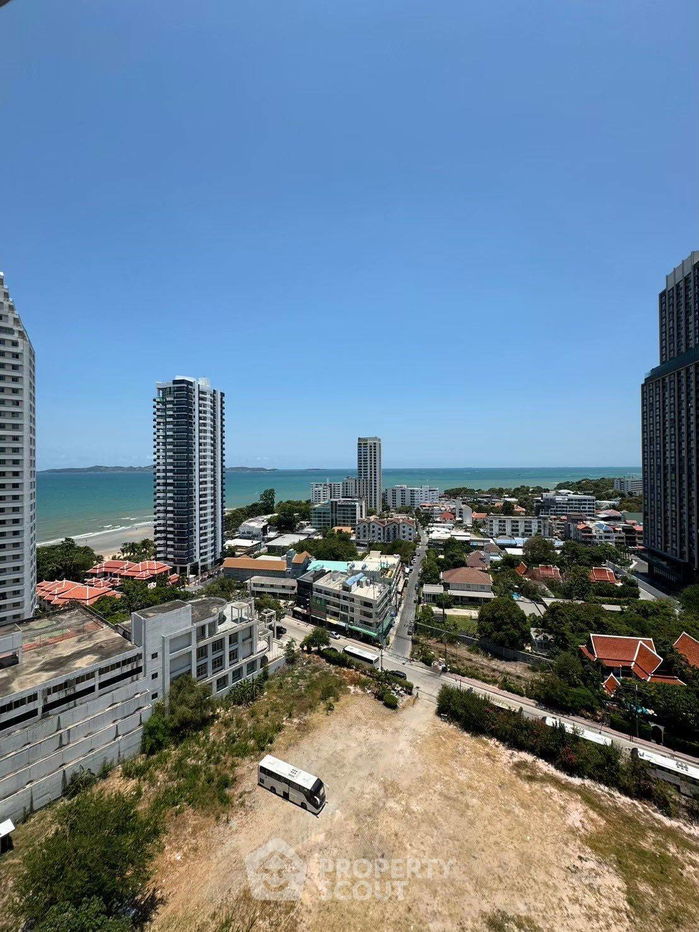 picture 1-BR Condo at View Talay 3 Condominium Pratumnak close to Phratamnak (ID 2470703) - 4/11