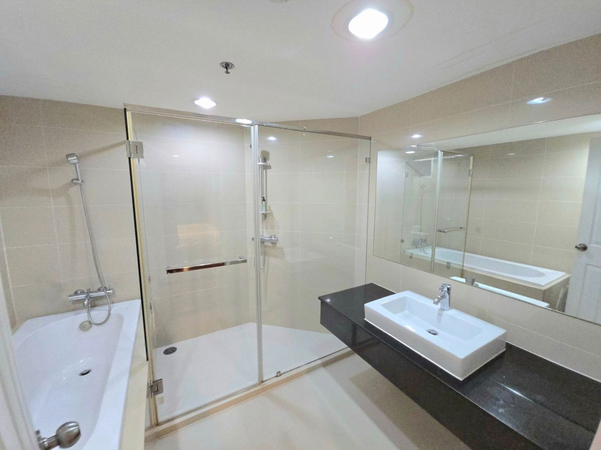 picture For Rent Condo BELLE GRAND RAMA 9 (BELLE AVENUE) Building B1, Floor 21,2 bed room, Room size 96 sqm - 10/10