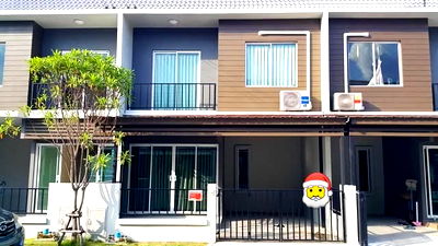 เช่าทาวน์โฮม สถาบันเทคโนโลยีแห่งสุวรรณภูมิ  : 🏡 ให้เช่าทาวน์โฮม 2 ชั้น – The Color บางนา–วงแหวน 3 ห้องนอน 2 ห้องน้ำ ทำเลดีมาก! เข้า–ออกเมืองง่าย