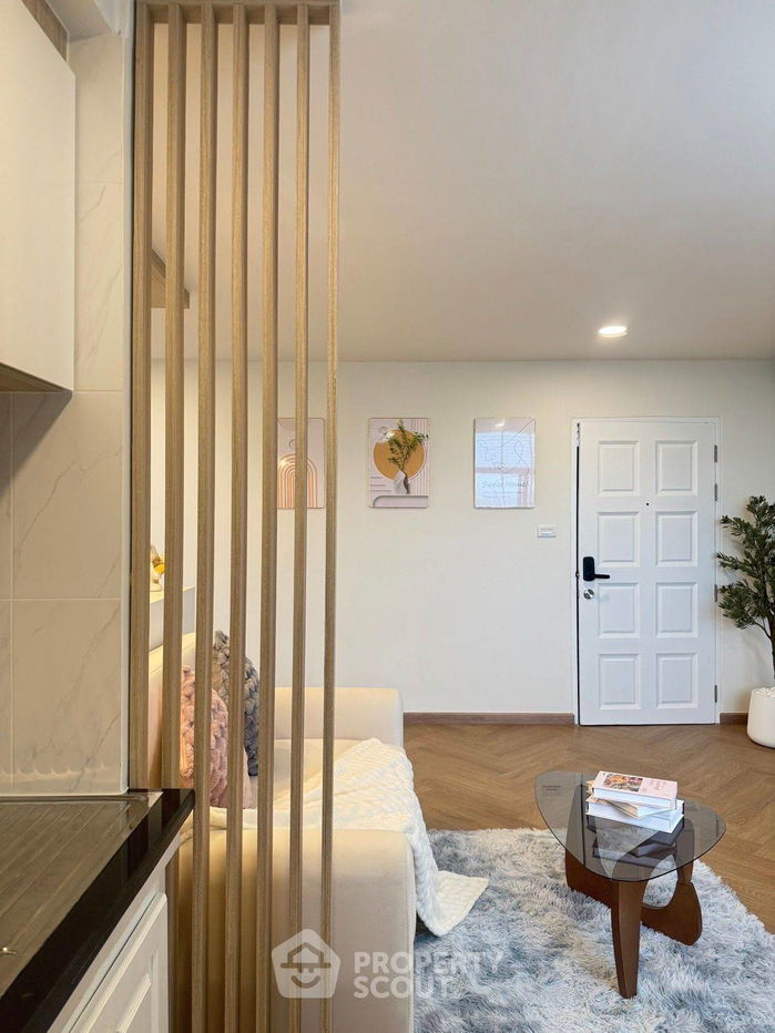 picture 1-BR Condo at Ratchaarpa Tower Condominium in Chan Kasem (ID 2098300) - 7/9