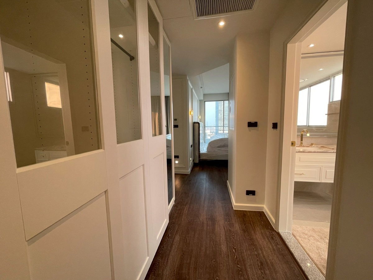 picture fully renovated 2 beds 2 baths 104 sq.m with stunning Chaopraya and Asiatique view - 5/8