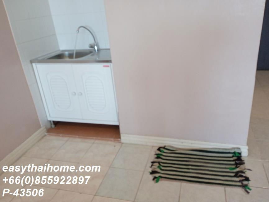 รูป P-43506 ต้องการขายคอนโด ศรีวรา แมนชั่น Na Thong Alley, Lane 3, Khwaeng Din Daeng, Khet Din Daeng, Bangkok Line Id @easythaihome 085-592-2897 - รูปที่ 13/16