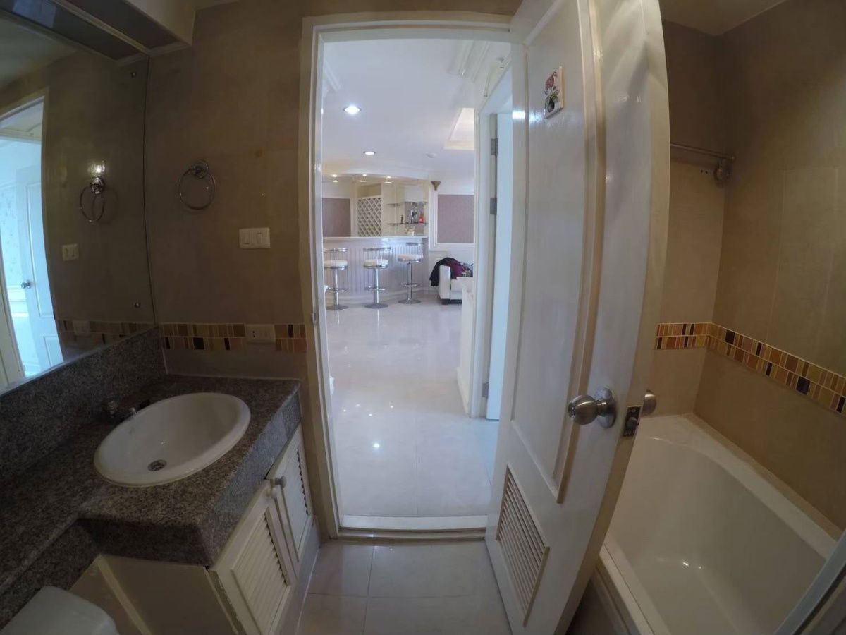 picture ð Condo for Sale - 2 Bedroom, 102 Sq.m. at River Heaven - 15/32