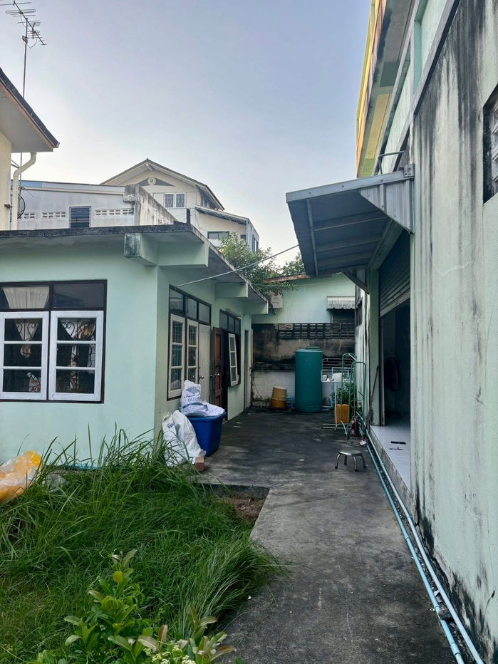 รูป 🏢 ให้เช่า! บ้านเดี่ยวสไตล์อาคารพาณิชย์ – ซอยลาซาล 24 (สุขุมวิท 105) เหมาะมากสำหรับ Home Office / Warehouse / Small Factory พื้นที่เยอะ - รูปที่ 4/5