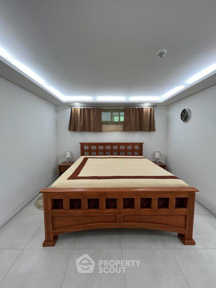 picture 1-BR Condo at Siam Oriental Tropical Garden close to Phratamnak (ID 1327644) - 8/11