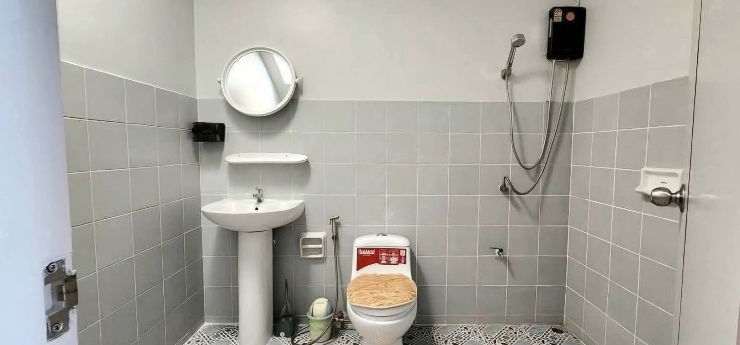 รูป ปล่อยเช่าทาวน์โฮมรีโนเวทใกล้เซนเฟส พร้อมเฟอร์ฯ ( รับระยะสั้น ) หลัง ร.พ.เทพปัญญา , ใกล้เซนเฟส , รวมโชคมอลค์ ,นิมมาน , เมญ่า ( ศรีอนันต์ทาวน์โฮม ) - รูปที่ 33/34