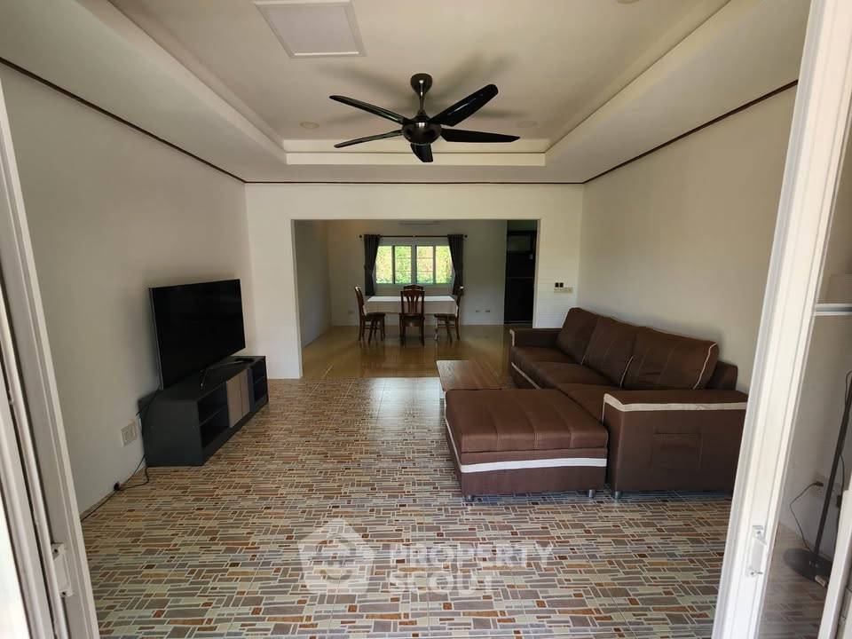 picture 3-BR House at Dusita Village 1 in Thap Tai (ID 2470259) - 7/14