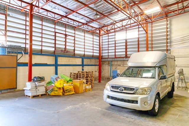 รูป สาธุประดิษฐ์ 12-20 เซ็นทรัล พระราม3 600ม. BRT ถนนจันทน์ 1.1กม. ให้เช่าโรงงาน โกดัง 2ชั้น 1หลัง 542 ตร.ม. 135 ตร.วา. 3 นอน 2 น้ำ - รูปที่ 2/8