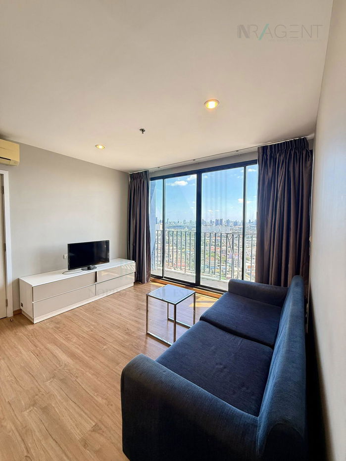 picture For Rent Condo THE TREE INTERCHANGE Building B, Floor 27,2 bed room, Room size 58 sqm - 1/8